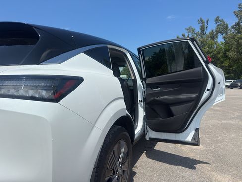 Used 2025 Nissan Murano SL AWD/4WD image 20