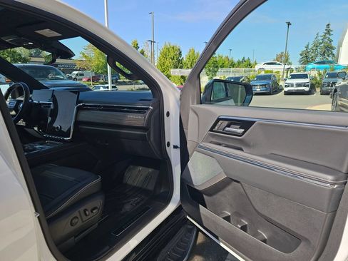 Used 2026 GMC Sierra EV Denali AWD/4WD image 12