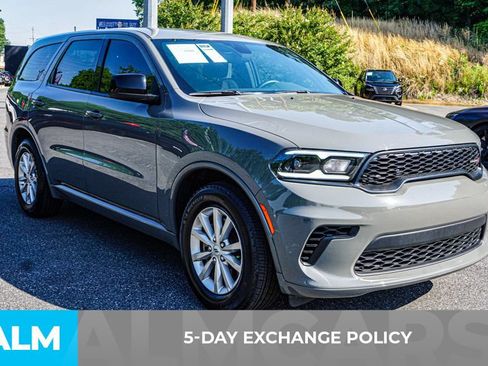 Used 2025 Dodge Durango GT RWD image 3