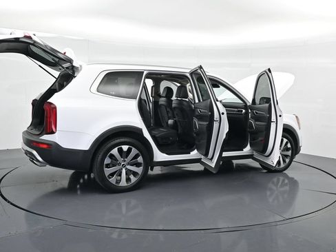 Used 2022 Kia Telluride S AWD/4WD image 41