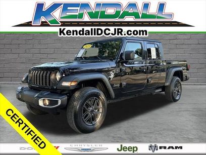 Certified 2025 Jeep Gladiator Sport