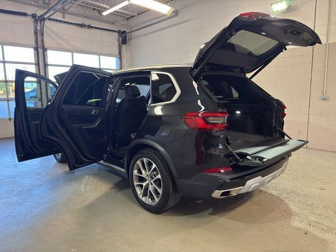 Used 2019 BMW X5 xDrive40i w/ Convenience Package AWD/4WD image 10