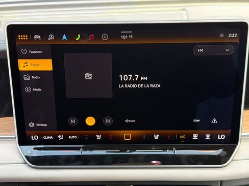 New 2026 Volkswagen Tiguan SEL R-Line AWD/4WD image 31