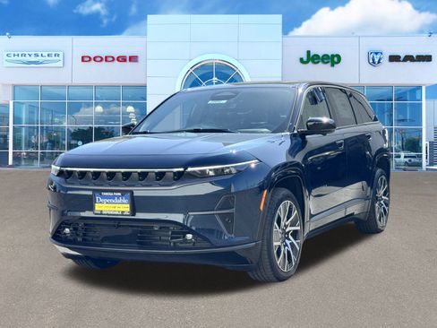 New 2025 Jeep Wagoneer S Limited image 4