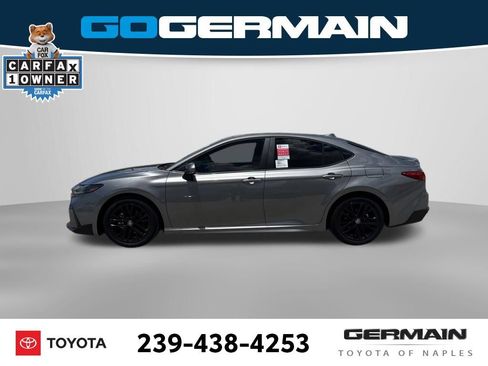 Used 2026 Toyota Camry SE w/ Convenience Package FWD image 2