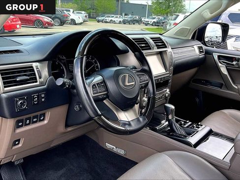 Certified 2021 Lexus GX 460 Luxury w/ Sport Design Package AWD/4WD image 15