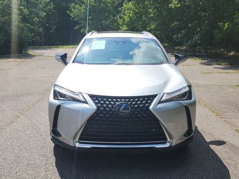 Used 2020 Lexus UX 250h w/ Premium Package AWD/4WD image 8