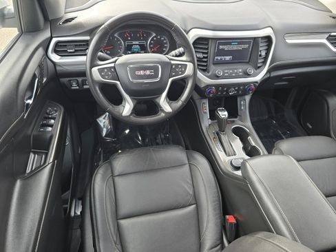 Used 2019 GMC Acadia SLT w/ LPO, Floor Liner Package image 28