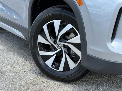 New 2025 Volkswagen Tiguan S image 2