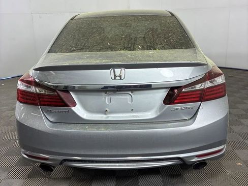 Used 2016 Honda Accord Sport image 7