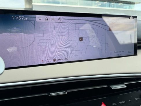 New 2026 Genesis GV70 2.5T Select image 17