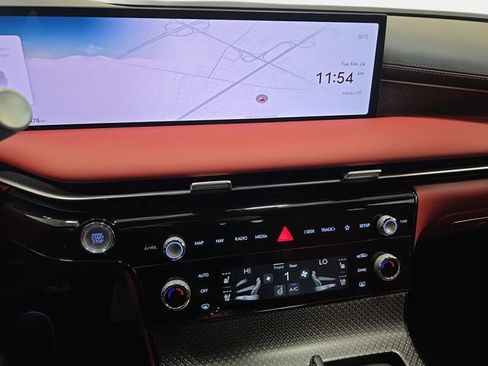 Used 2025 Genesis G80 3.5T Sport Prestige image 20