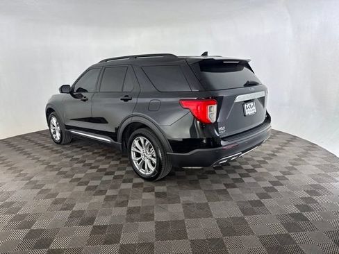 Used 2020 Ford Explorer XLT w/ Equipment Group 202A AWD/4WD image 9