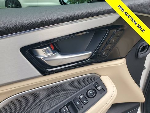 Certified 2025 Acura MDX FWD image 23