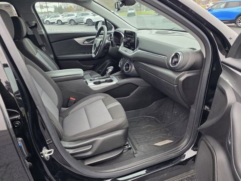 Used 2024 Chevrolet Blazer LT w/ Convenience Package image 17