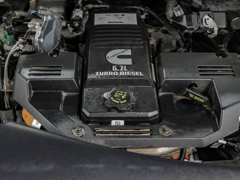 Used 2024 RAM 3500 Limited AWD/4WD image 64
