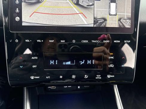 Used 2022 Hyundai Tucson Limited image 28
