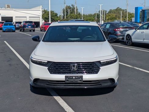 Used 2024 Honda Accord Sport image 2