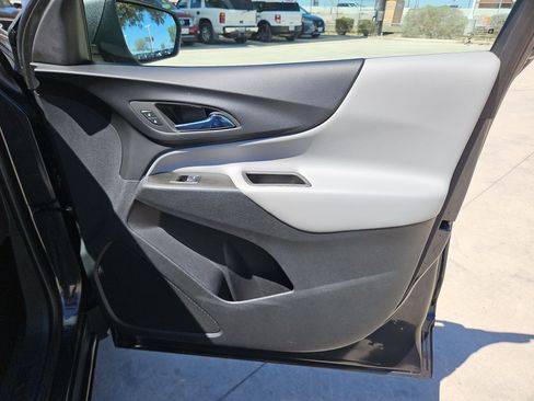 Certified 2022 Chevrolet Equinox LS image 30