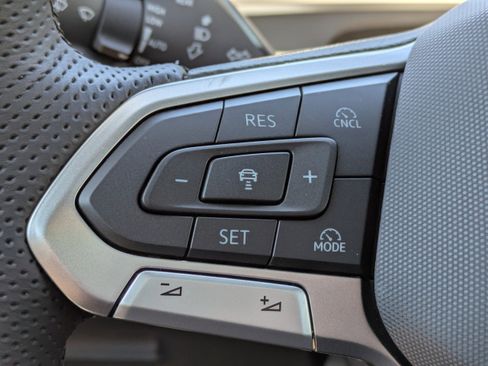 New 2026 Volkswagen Tiguan SE R-Line AWD/4WD image 27