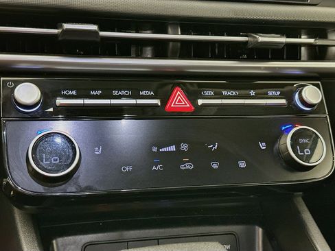 Used 2025 Hyundai Tucson SEL FWD image 23