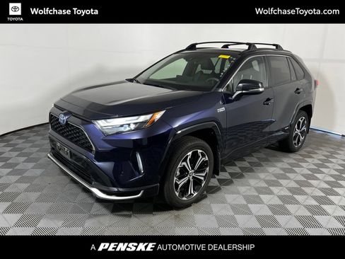 Used 2024 Toyota RAV4 XSE w/ Weather Package AWD/4WD image 1