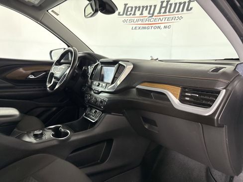 Used 2020 GMC Terrain SLE w/ Driver Convenience Package image 29