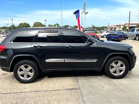 Used 2013 Jeep Grand Cherokee Limited image 6