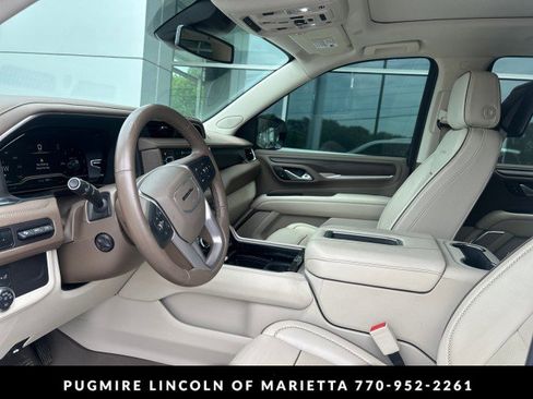 Used 2024 GMC Yukon Denali RWD image 3