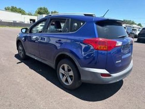 Used 2015 Toyota RAV4 XLE AWD/4WD image 7