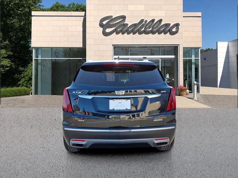 Certified 2022 Cadillac XT5 Premium Luxury image 4