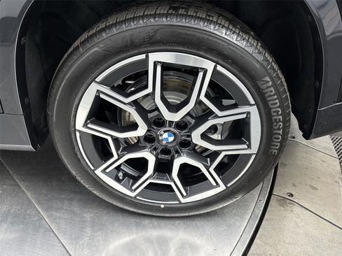 Used 2025 BMW X1 xDrive28i w/ Technology Package image 27