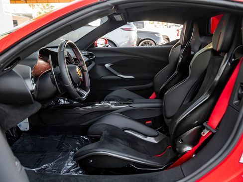 Used 2024 Ferrari 296 GTS RWD image 17