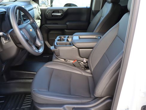 Used 2025 Chevrolet Silverado 1500 W/T w/ WT Value Package image 17