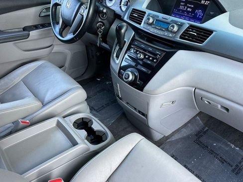Used 2011 Honda Odyssey EX-L image 17