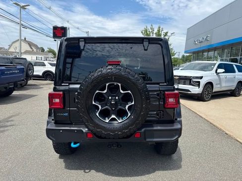 Used 2022 Jeep Wrangler Unlimited Rubicon 4xe w/ Cold Weather Group AWD/4WD image 7