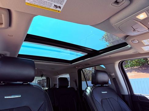 Used 2019 Ford Expedition Platinum AWD/4WD image 19