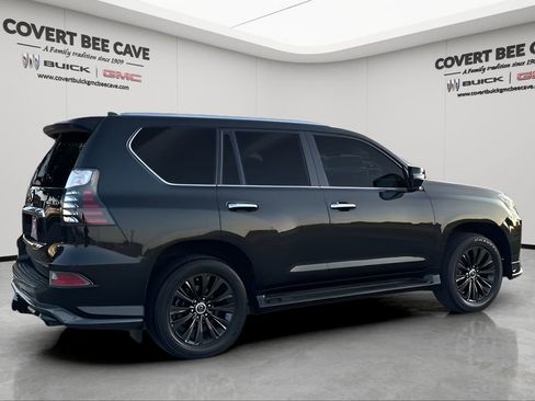 Used 2023 Lexus GX 460 Luxury image 10