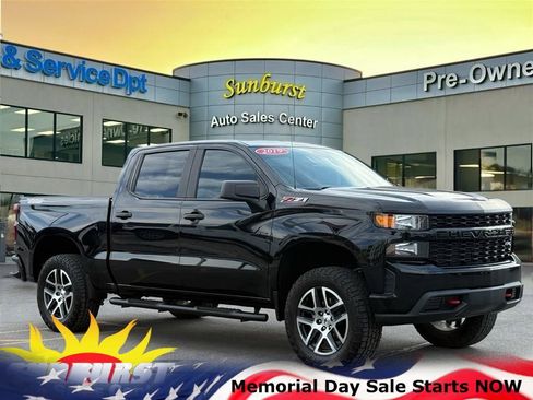Used 2019 Chevrolet Silverado 1500 Custom Trail Boss AWD/4WD image 1