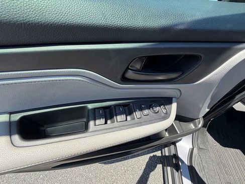 Used 2022 Honda Odyssey EX image 28