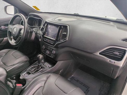 Used 2019 Jeep Cherokee High Altitude AWD/4WD image 26