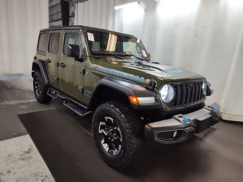 Used 2024 Jeep Wrangler Unlimited Rubicon 4xe w/ Technology Group image 4