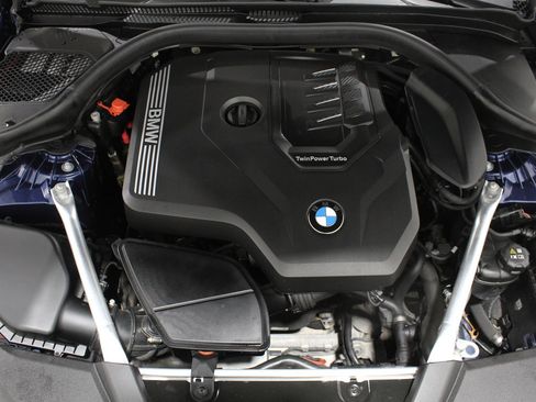 Certified 2023 BMW 530i xDrive w/ Premium Package image 22