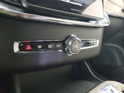 New 2026 Volvo XC90 T8 Ultra w/ Protection Package Premier AWD/4WD image 31