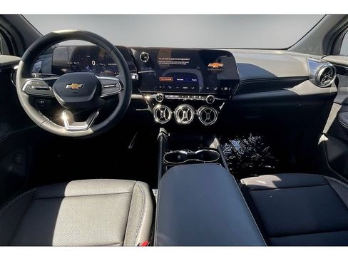 New 2026 Chevrolet Blazer EV LT AWD/4WD image 5
