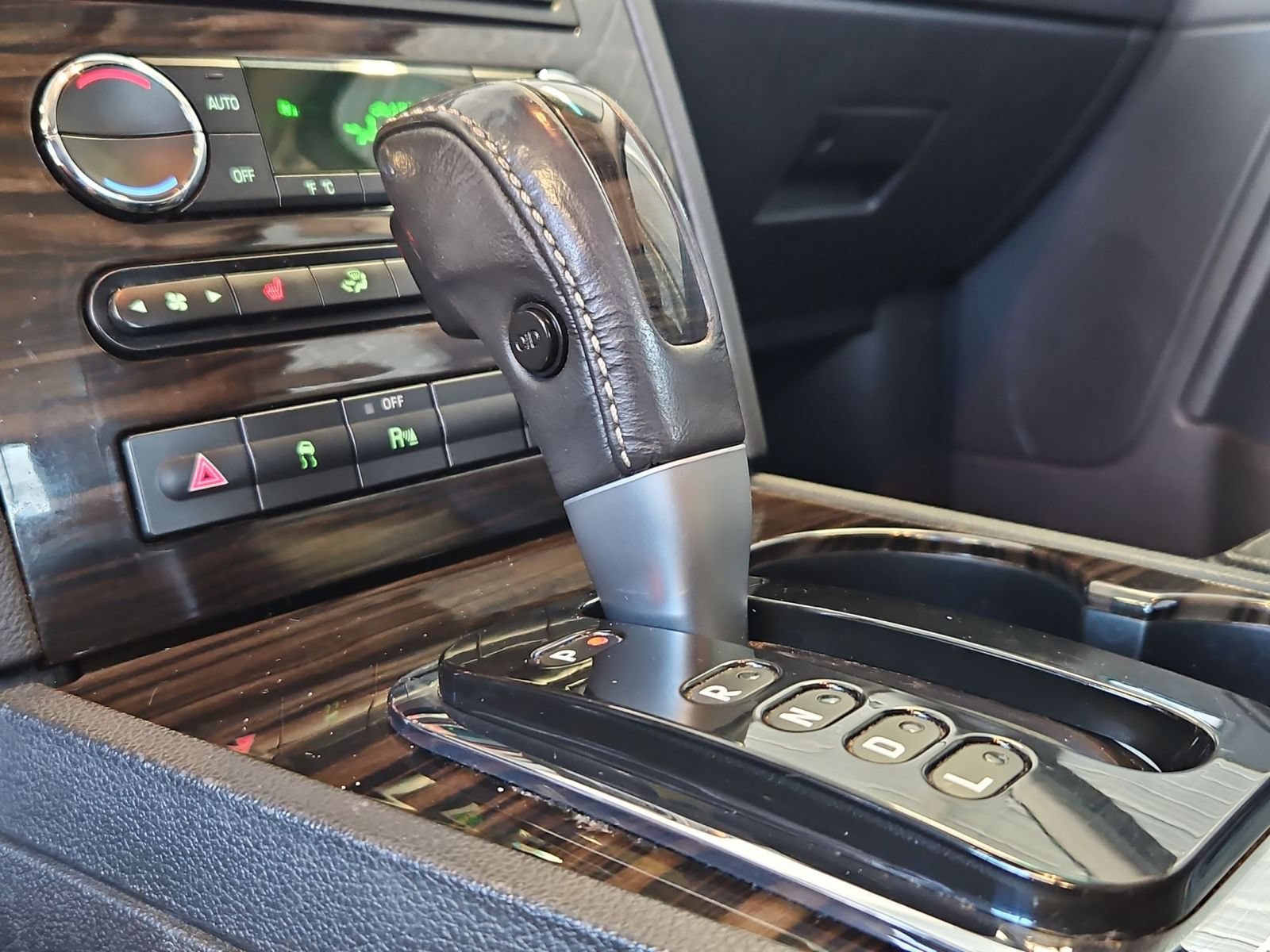 Used 2009 Mercury Sable Premier FWD image 16
