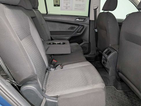 Used 2018 Volkswagen Tiguan S image 37