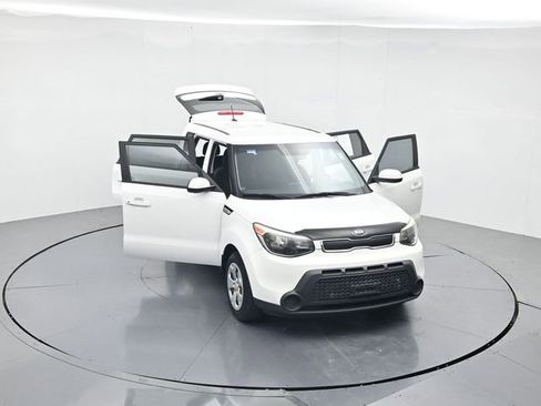Used 2015 Kia Soul FWD image 42