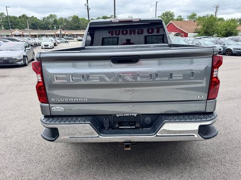 Used 2020 Chevrolet Silverado 1500 LT AWD/4WD image 9