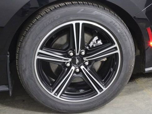 Used 2024 Ford Mustang Premium RWD image 37
